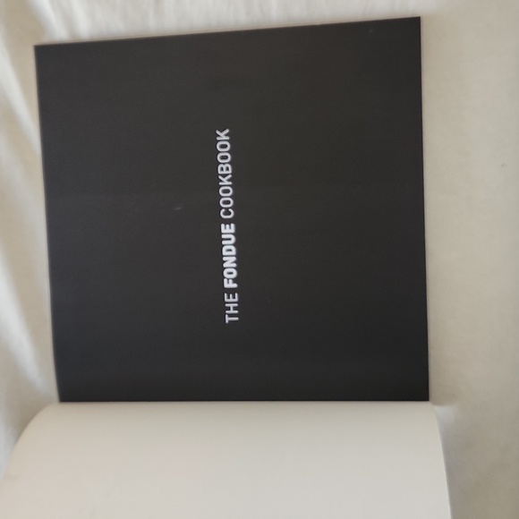 Brand new Fondue Cookbook - Picture 5 of 7